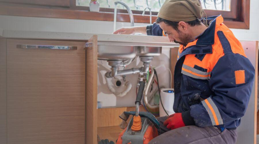 home faucet repair service in Fowler, OH